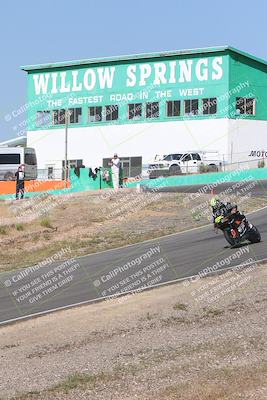 media/Apr-20-2025-AHRMA (Sun) [[393a79c373]]/Race/Group 11 early race/Turn 4b/